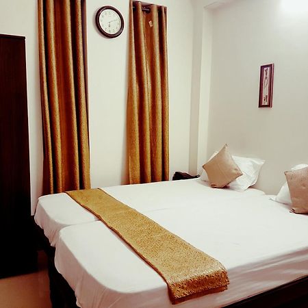 Arjun Inn Chennai Eksteriør bilde
